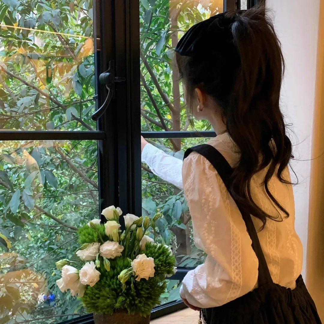 校对女孩河野悦子
