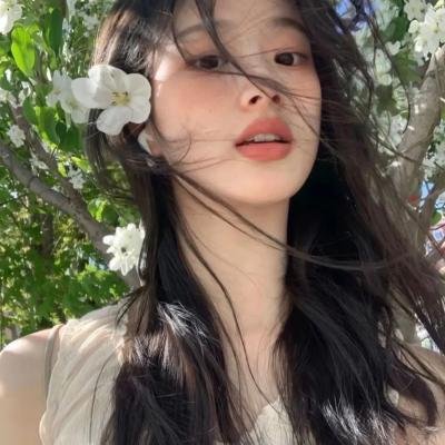 春闺三凤